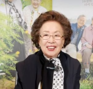 나문희-이미지