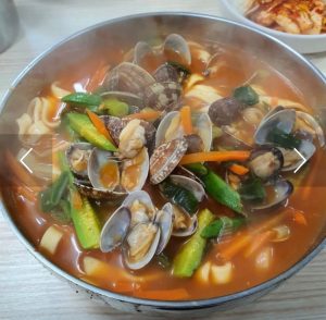 얼큰 -칼국수