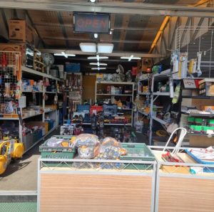 만물도깨비 매장 안-이미지